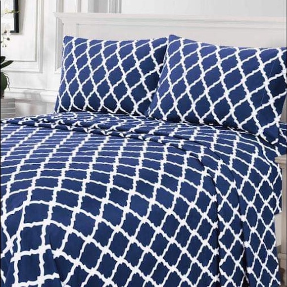 Kate & Co. Other - ✨FINAL STOCK✨Twin 3pc Navy Arabesque Bedsheets